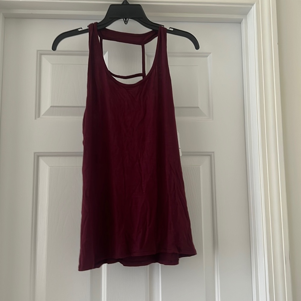 Whisper Susan tank in wine dark ❤️ - Picture 1 of 4